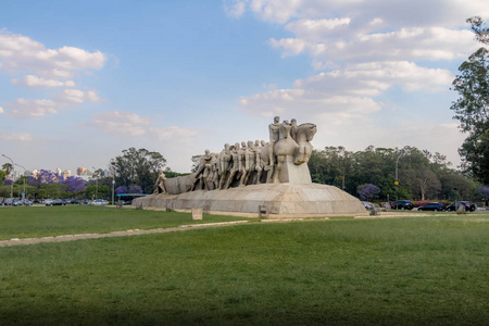 巴西圣保罗Ibirapuera公园的Bandeiras纪念碑