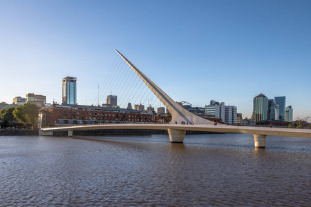 阿根廷布宜诺斯艾利斯马德罗女子桥