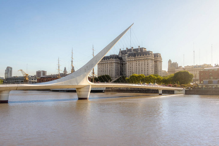 阿根廷布宜诺斯艾利斯马德罗女子桥