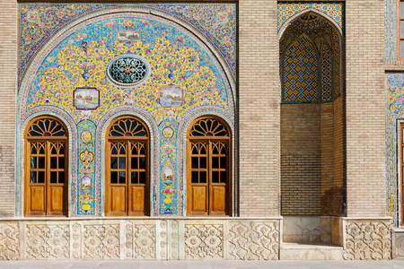 伊朗伊斯兰共和国。 德黑兰。 波斯马赛克瓷砖工作。 戈利斯坦宫。