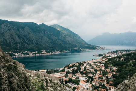 kotor 的鸟图黑山亚得里亚海沿岸的一座城市