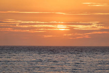 美丽的日落曼科拉海滩曼科拉秘鲁