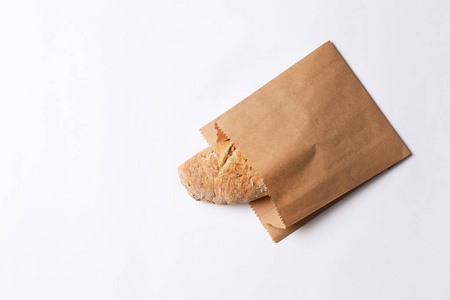 白底面包纸袋，顶视图。文本空间