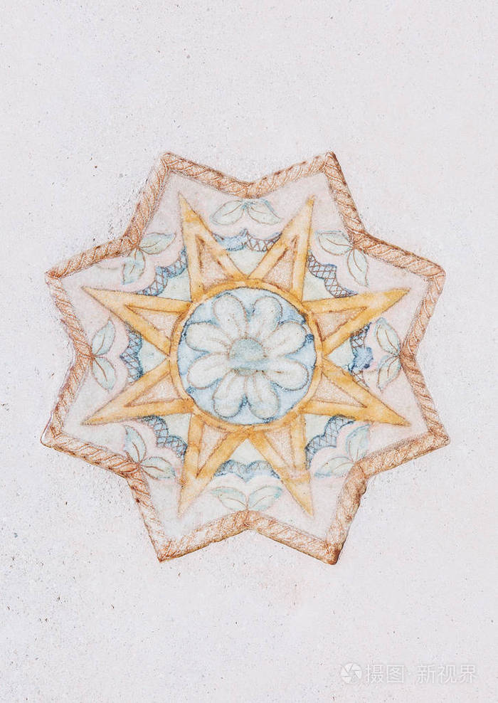 白色背景中孤立的八角星星型