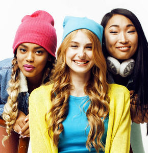 不同国家女孩集团公司,十几岁的朋友开朗有趣, 快乐的笑过,可爱姿势