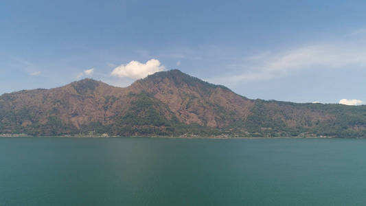 山风景湖和天空