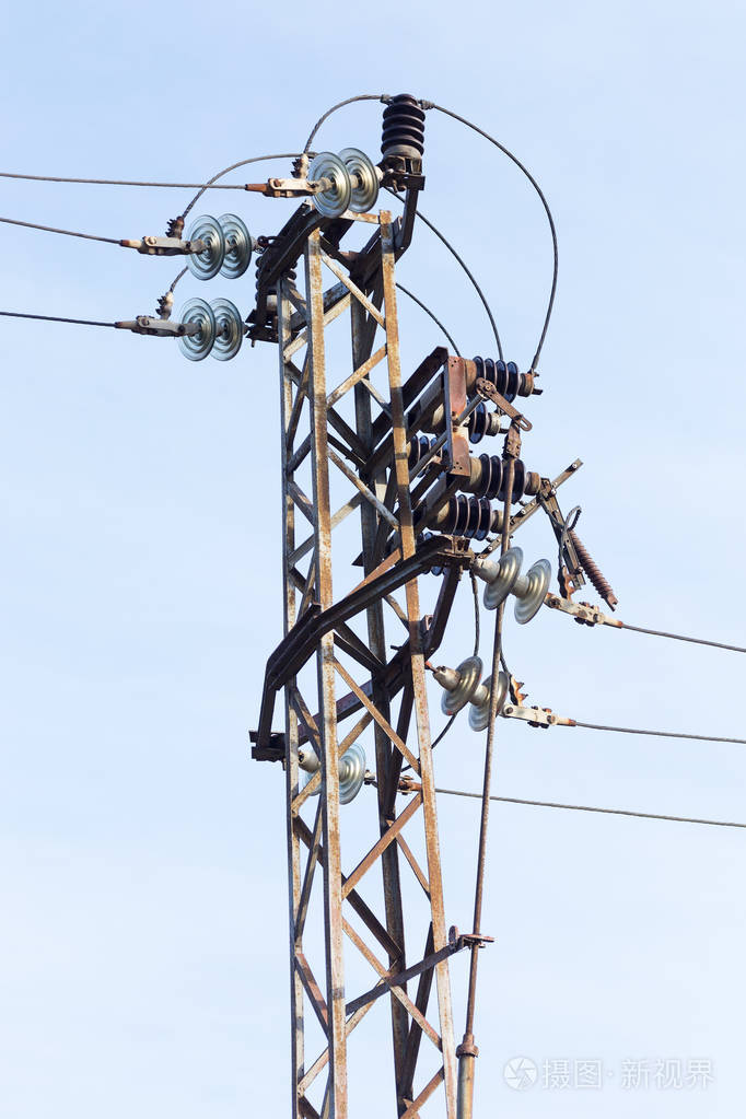 塔架和输电线路
