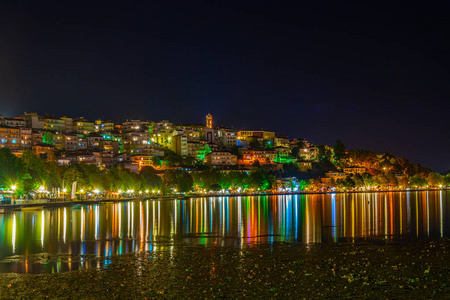 卡斯托里亚格雷克的夜景