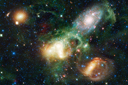 外层空间的可怕星系。 无尽宇宙的星空。 由美国宇航局提供的这幅图像的元素
