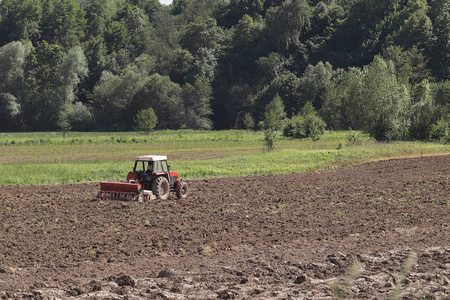 s everyday life. Processing of land. The agrarian