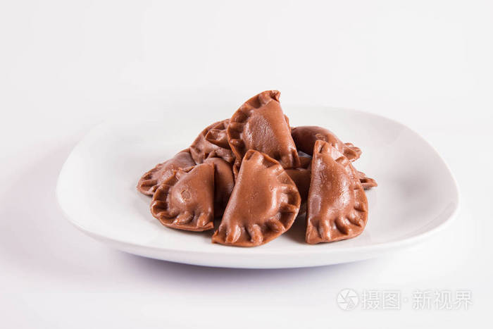 传统的波兰饺子叫做皮罗吉巧克力有奶酪味