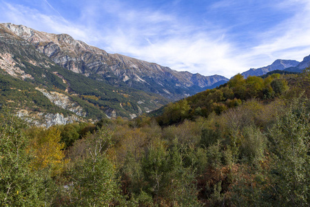  Arachthos Gorge has many,and varied habitats and Ecosystems,suc
