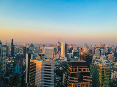 工业办公大楼日出多彩天鸟瞰曼谷