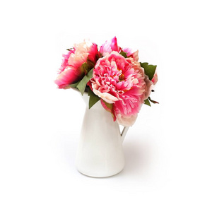 粉红色玫瑰装饰花束，为节日或活动创造祝贺