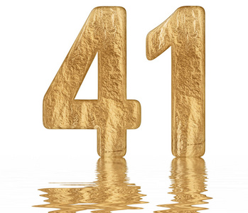 数字41,41反映在水面上,孤立在白色三维渲染上照片