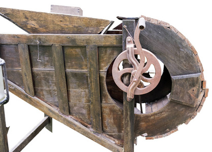 中国古代机械轮作碾米古木设备照片