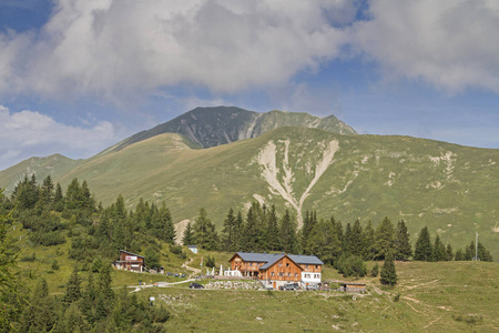在1753米处的利奇塔尔东部阿尔卑斯山的狼人茅屋山小屋