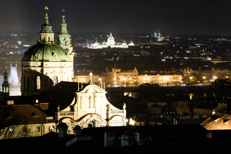 布拉格夜景照片欧洲城市图片