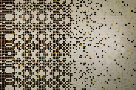 混乱方式小瓷砖质地在混乱的方式背景下浴室wc厕所和洗手间.照片