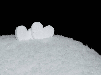 地上半个心符号图片