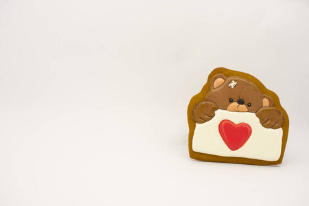 s Day. Original gingerbread, a bear with a heart.