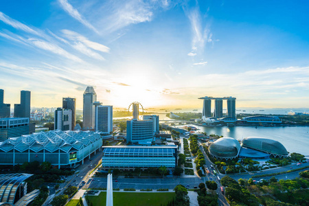 美丽的建筑,建筑外观,新加坡城市天际线,蓝天白云照片