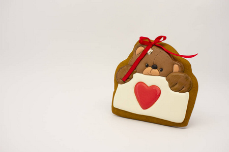 s Day. Original gingerbread, a bear with a heart.