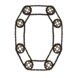 蒸汽朋克字母表字体字母o从链条齿轮。 机械硬件部件的排版字符拼贴。 自行车车轮电机修理或工厂生产或其他行业的隔离元件