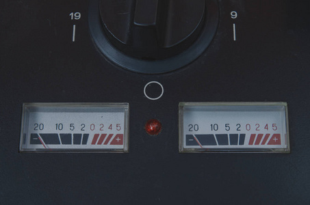 老式测量声音传感器在录音机。