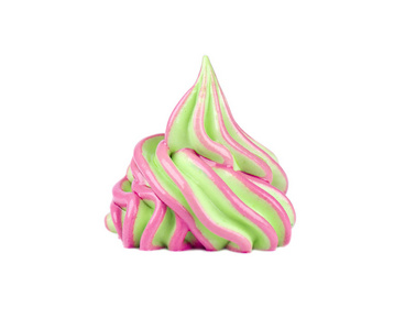 粉红色和绿色的奶油漩涡, 隔离在白色的背景。带切碎的蛋清, 带剪裁路径