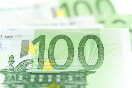 欧元货币, 欧元现金背景。欧盟的纸币背景是白色的。浅景深