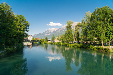 瑞士因特拉肯镇的美丽景色。