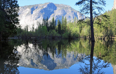 镜湖约塞米蒂国家公园加州图片