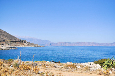 海夏季景观海岸的希腊岛..地中海，克里特岛..希腊。