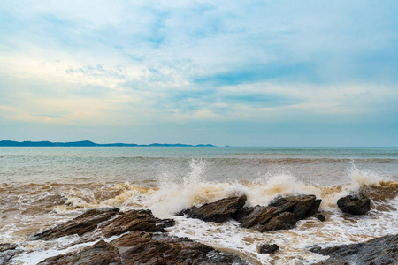 泰国麻科萨美国家公园Khao Laemya海浪