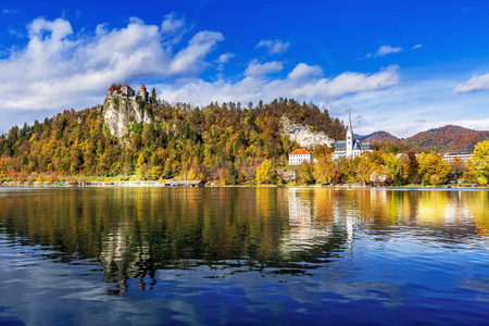中世纪的城堡，在斯洛文尼亚的布莱德湖