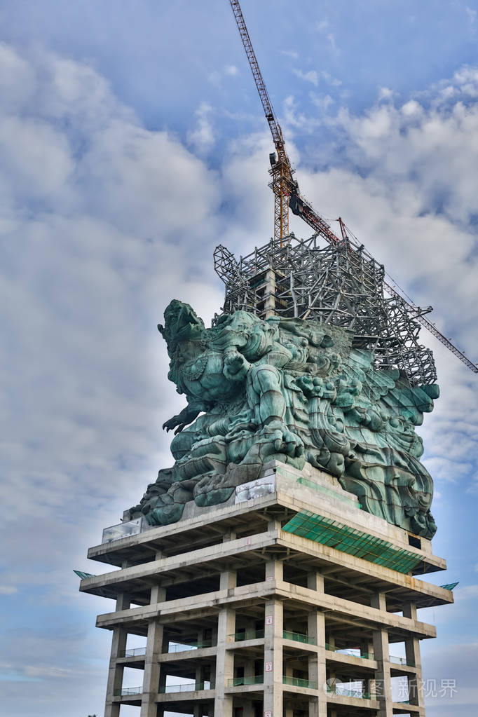 鸟瞰garudawisnukencanagwk雕像巴厘岛