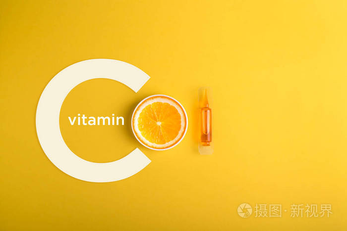 含有维生素 c 的血清和化妆品柑橘类水果精油