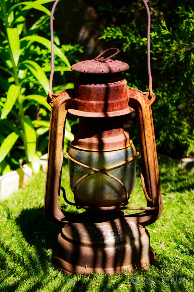 铁老花园灯笼老式灯笼