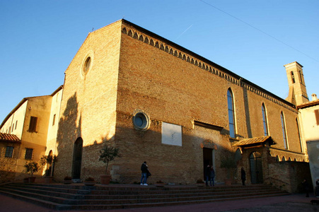 托斯卡纳市圣吉米尼亚诺米迪耶夫镇古建筑