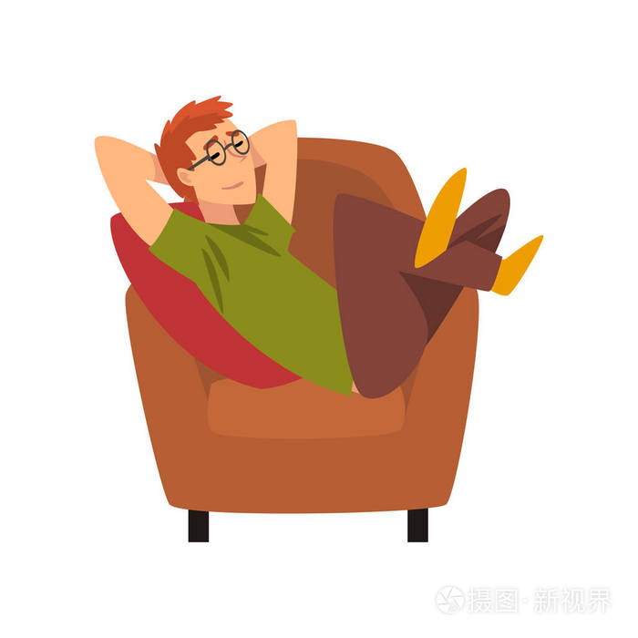 坐在扶手椅上的年轻人和做梦, 男人周末在家里消费和放松, 在家休息