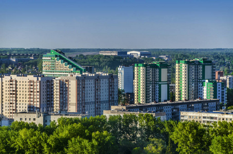 美丽的背景和景观和全景的白天城市和首都从屋顶以上的建筑广场公园。