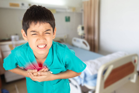 儿童心脏病图片