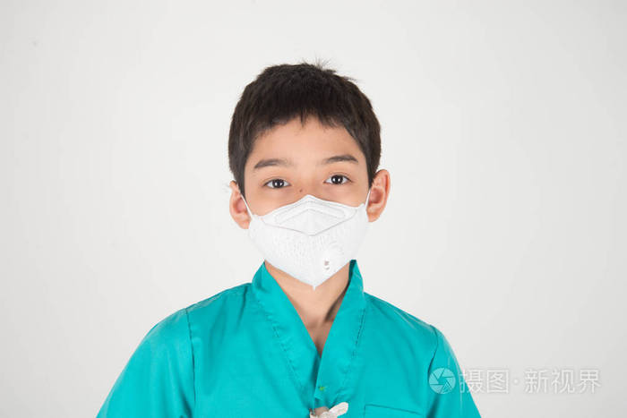 坏污染空气质量危险程度小孩生病男孩戴口罩防护灰尘下午25