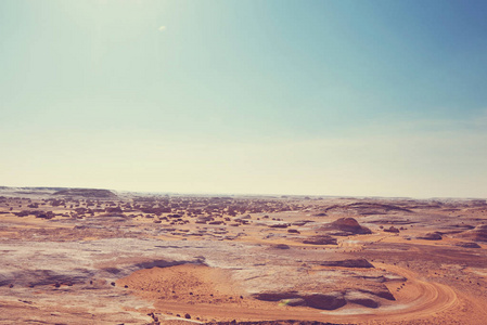 美丽的粉笔在白色沙漠，埃及，非洲