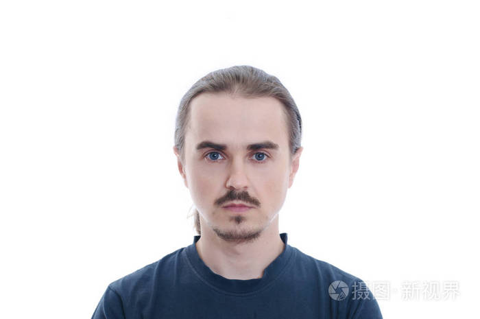 有胡子和胡子的人脸.孤立在白色背景的人肖像上.年轻人