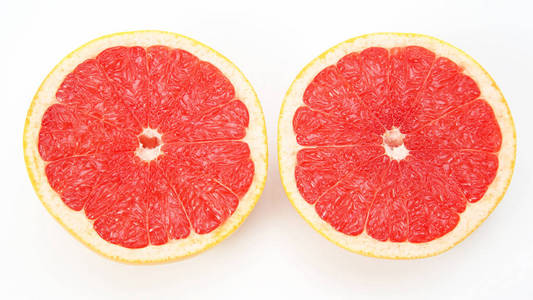 白色背景的柑橘切果葡萄柚