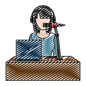 带笔记本电脑和耳机矢量插图的职业女记者
