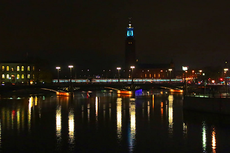 瑞典斯德哥尔摩市政厅夜景