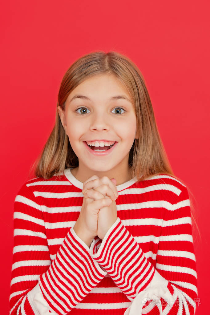 我的秘密愿望许个愿吧抱最好的希望.女孩希望激动的脸许愿.相